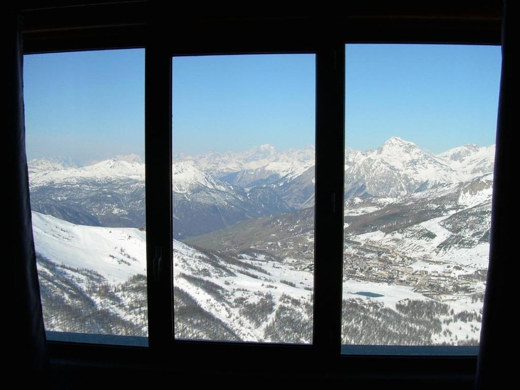 Tana Della Volpe Colle Sestriere Exterior foto